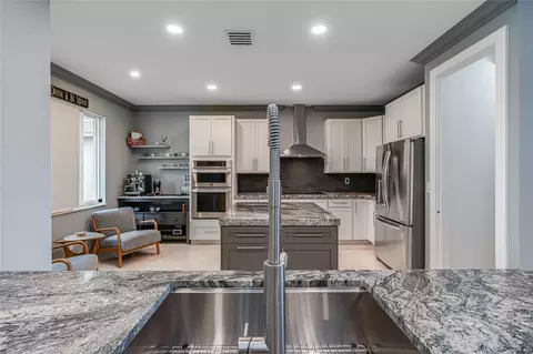 3901 E Hibiscus St, Weston, FL 33332 photo 14