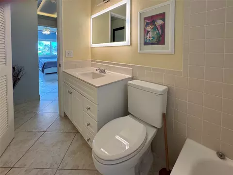 800 Pine Dr #12, Pompano Beach, FL 33060 photo 17
