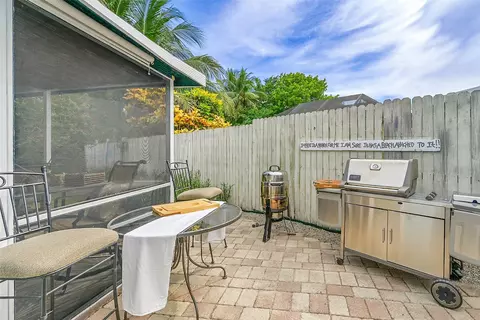 2431 E River Dr, Margate, FL 33063 photo 27