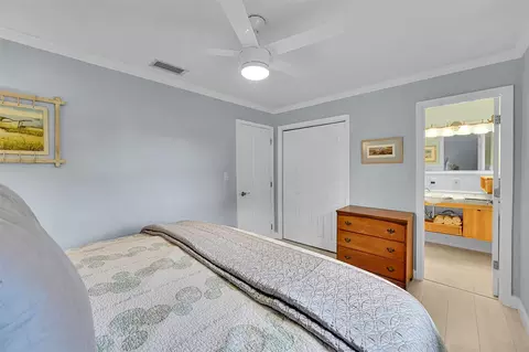2431 E River Dr, Margate, FL 33063 photo 14