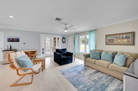 2431 E River Dr, Margate, FL 33063 photo 4