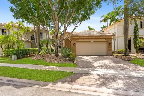 5867 NW 125th Ter, Coral Springs, FL 33076