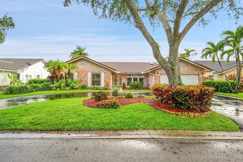 11270 NW 1st Ct, Coral Springs, FL 33071