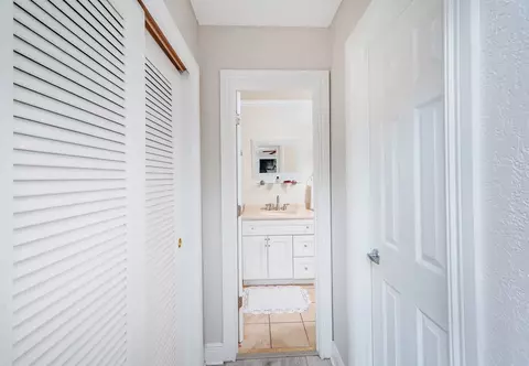 Undisclosed, Margate, FL 33063 photo 4