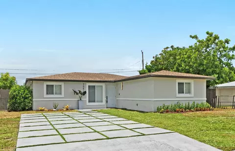 7021 SW 25th St, Miramar, FL 33023