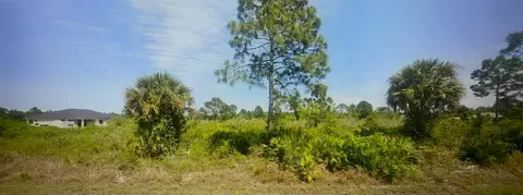 1018 Wagner Ave, Lehigh Acres, FL 33972
