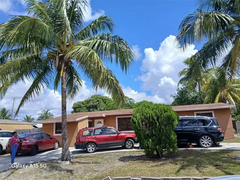 761 NE 43rd Ct, Pompano Beach, FL 33064