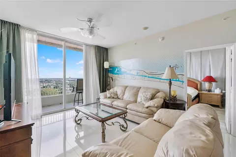 625 Casa Loma Blvd #1608, Boynton Beach, FL 33435
