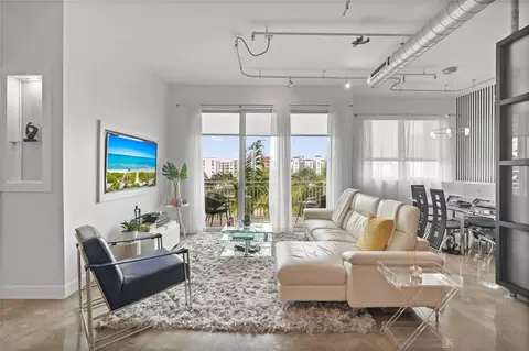 313 NE 2nd St #405, Fort Lauderdale, FL 33301