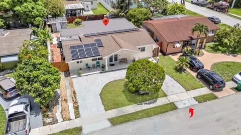 2431 Jamaica Dr, Miramar, FL 33023