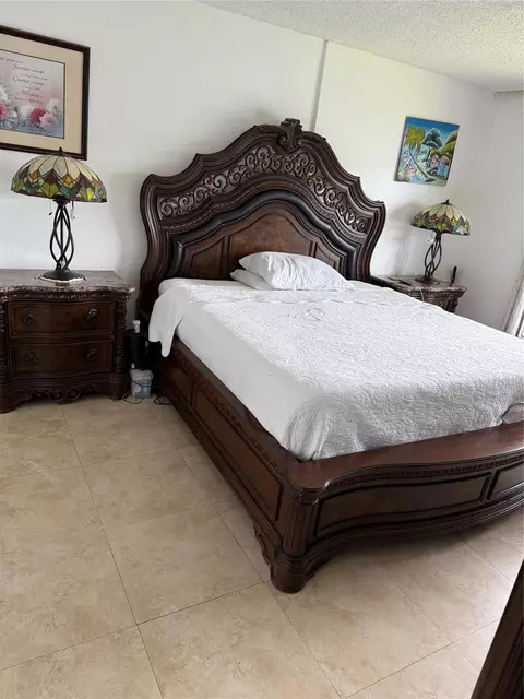 3710 Inverrary Dr #3T, Lauderhill, FL 33319