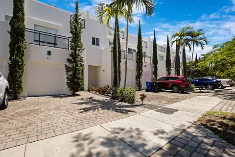 834 NE 19th Ave #834, Fort Lauderdale, FL 33304