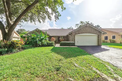 8626 NW 50th Dr, Coral Springs, FL 33067