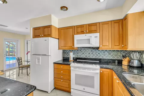 2130 NE 32nd Ct, Lighthouse Point, FL 33064 photo 30