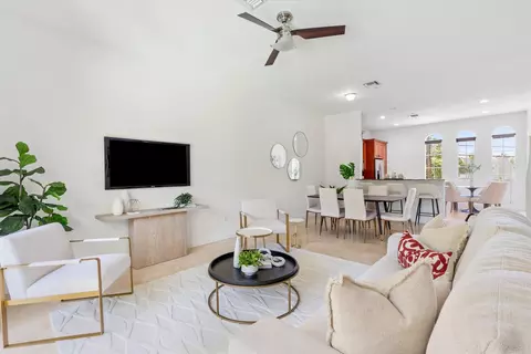 506 SE 7th St #304, Fort Lauderdale, FL 33301