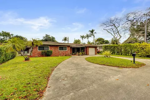 1070 NW 149th St, Miami, FL 33168