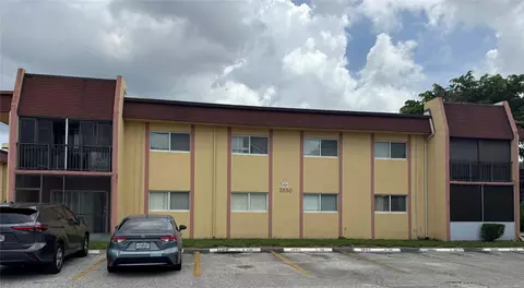2850 NW 55th Ave #2D, Lauderhill, FL 33313
