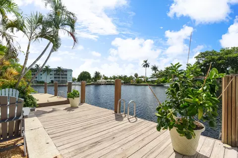 18 Middlesex Dr #18, Wilton Manors, FL 33305