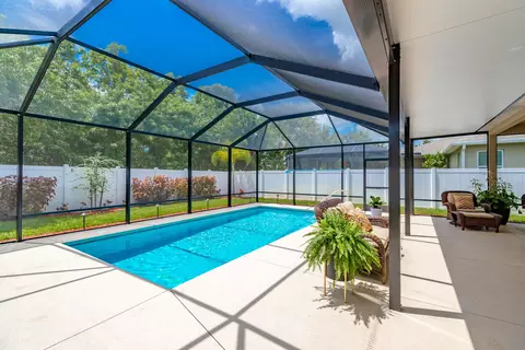 166 Port Royal Ct, Sebastian, FL 32958