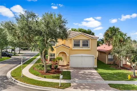 12310 NW 54th Ct, Coral Springs, FL 33076