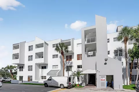 2860 NE 14th Street Cswy #405 D, Pompano Beach, FL 33062