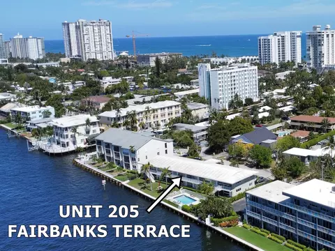 1105 S Riverside Dr #205, Pompano Beach, FL 33062