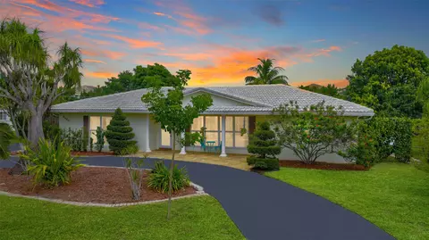 8405 NW 38th St, Coral Springs, FL 33065