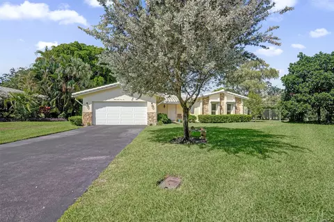 8845 NW 29th Pl, Coral Springs, FL 33065