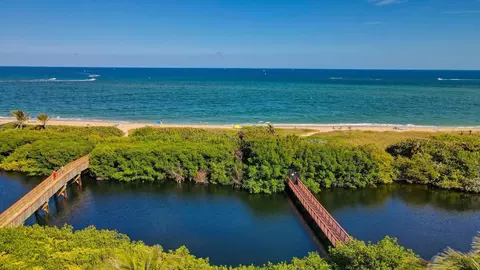 1776 Bay Dr, Pompano Beach, FL 33062