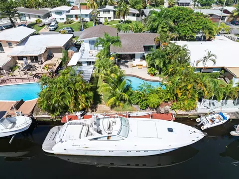2454 Tortugas Ln, Fort Lauderdale, FL 33312