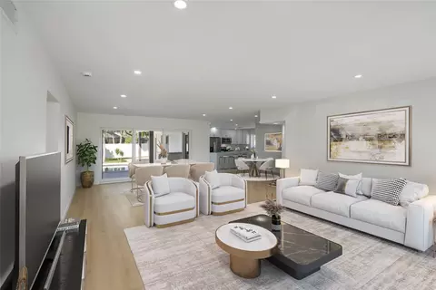 1011 SE 7th Ave, Pompano Beach, FL 33060