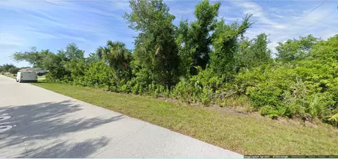 6195 Herb St, Englewood, FL 34224