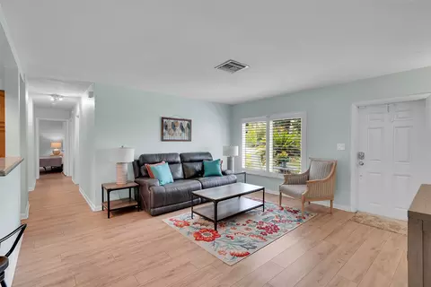 161 SE 8th St, Pompano Beach, FL 33060 photo 14