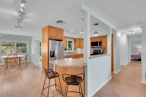 161 SE 8th St, Pompano Beach, FL 33060 photo 6