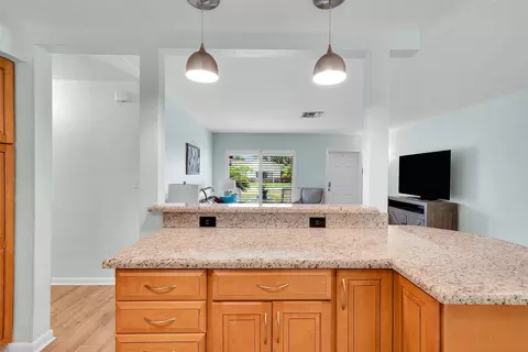161 SE 8th St, Pompano Beach, FL 33060 photo 7