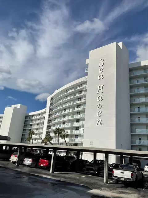 2731 NE 14th Street Cswy #307, Pompano Beach, FL 33062
