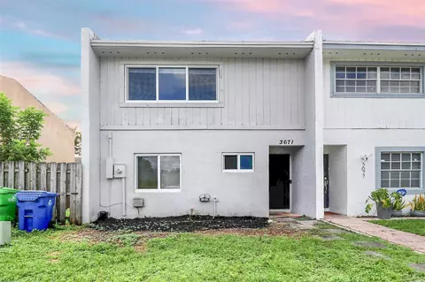 3671 NW 91st Ave, Sunrise, FL 33351