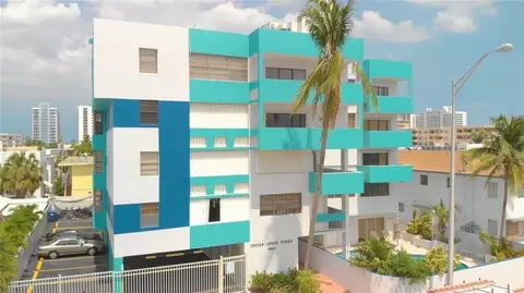 6941 Carlyle Ave #4C, Miami Beach, FL 33141