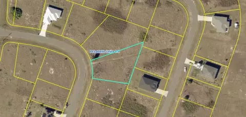 9050 Green Cir, Labelle, FL 33935