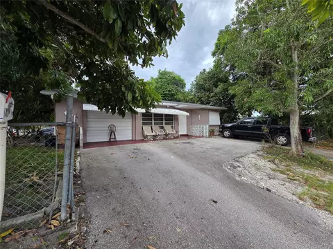 4410 NE 3rd Ave, Pompano Beach, FL 33064