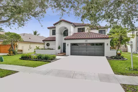 2831 La Paz Ave, Hollywood, FL 33026