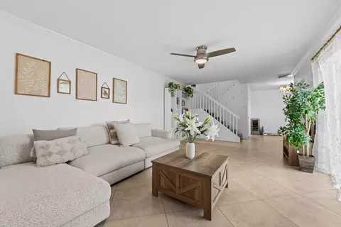 9995 NW 6th Ct #9995, Plantation, FL 33324