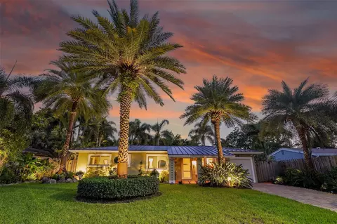 1424 NE 27th St, Wilton Manors, FL 33334