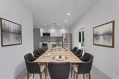 713 SW 4th Ct, Hallandale Beach, FL 33009
