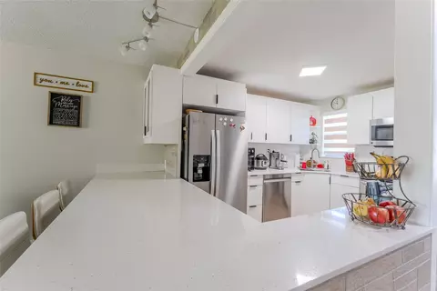 8900 Washington Blvd #115, Pembroke Pines, FL 33025