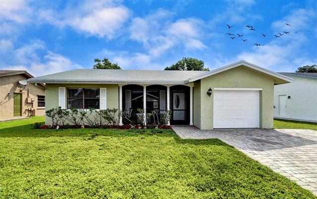 8240 NW 94th Ave, Tamarac, FL 33321