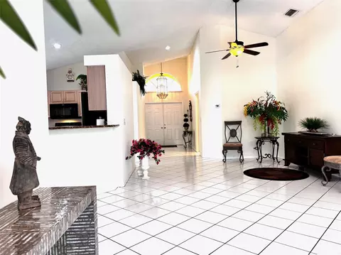1063 Fairfax Cir, Boynton Beach, FL 33436