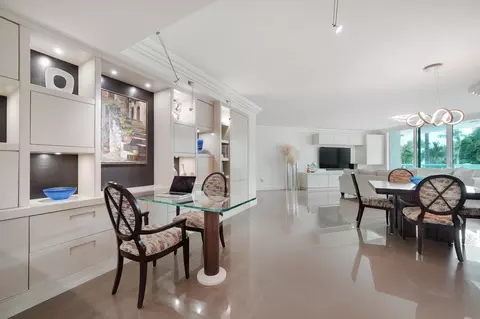 550 SE Mizner Blvd #B209, Boca Raton, FL 33432