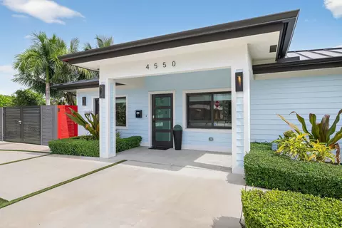 4550 NE 3rd Ave, Oakland Park, FL 33334