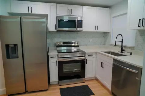 2780 N Pine Island Rd #211, Sunrise, FL 33322